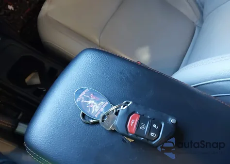 2020 Jeep Gladiator Mojave 4X4 from USA, damaged, VIN 1C6JJTEG8LL215452